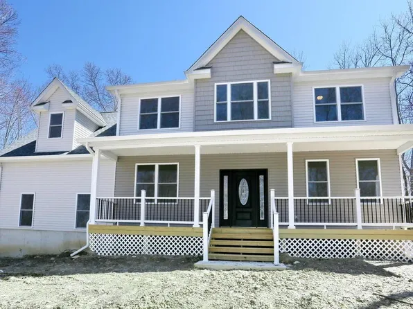 3 Lindsell Way, Wallkill, NY 12589