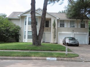 8531 Lake Crystal Dr, Houston, TX 77095