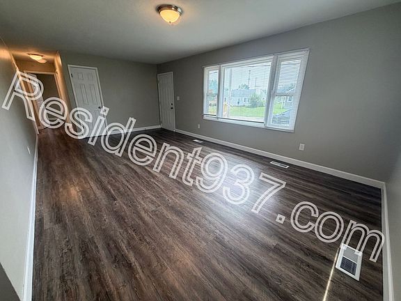 3rd image of 2059 Neff Rd