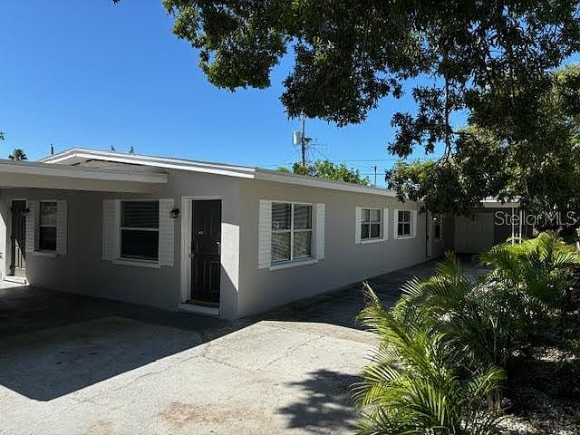 1st image of 404 N Saturn Ave