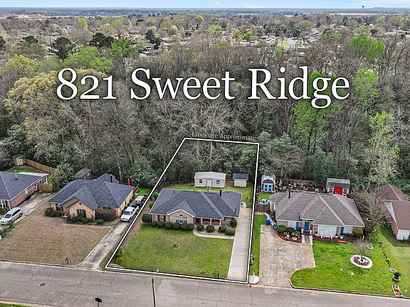 2nd image of 821 Sweet Ridge Rd