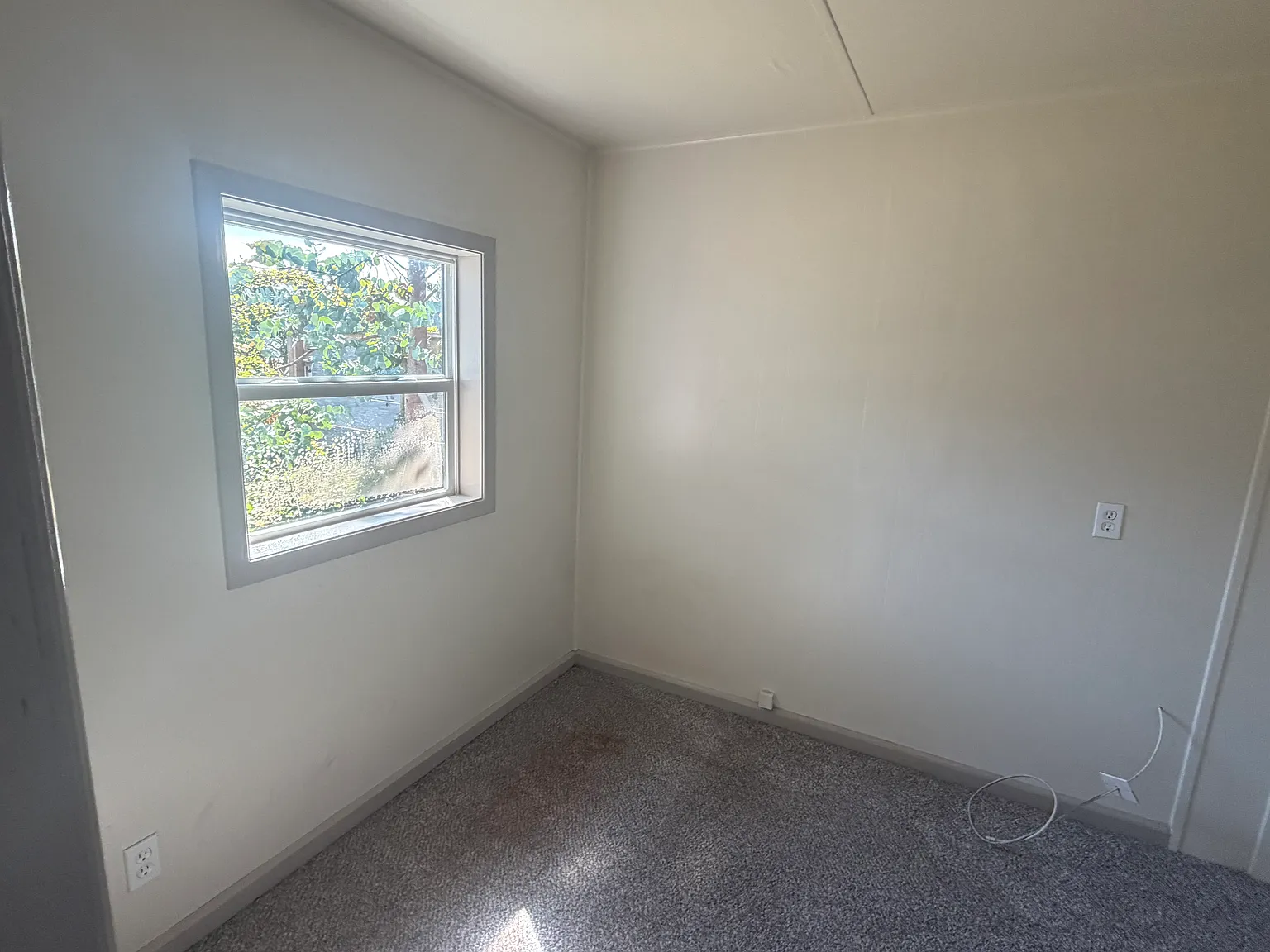 2 bed, $1,400 — Photo 4