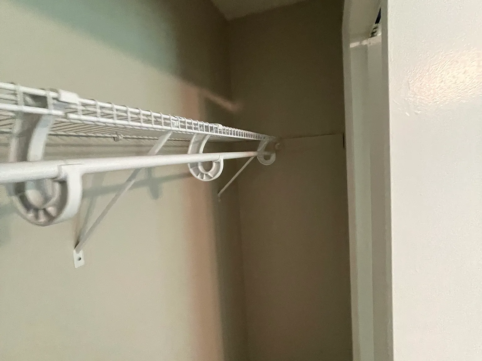 2 bed, 2.5 bath, 1200 sqft, $1,600 — Photo 4