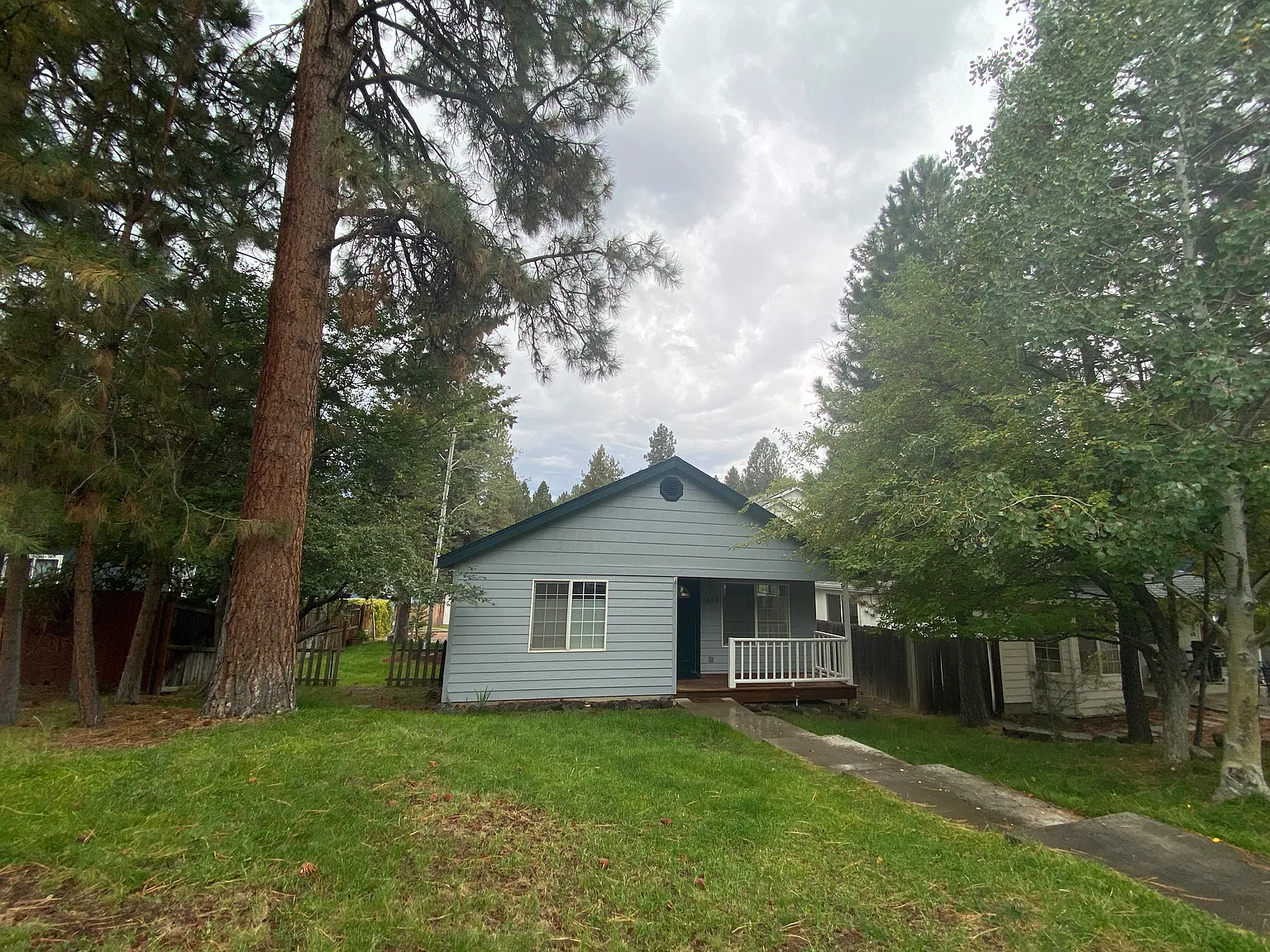 2 bed, 1073 sqft, $2,795 — Photo 2