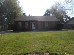 3428 Cross Winds Rd, Charlotte, NC 28227