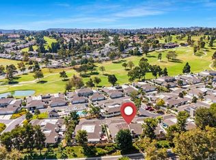 956 Prestwick Ct, Vista, CA 92081