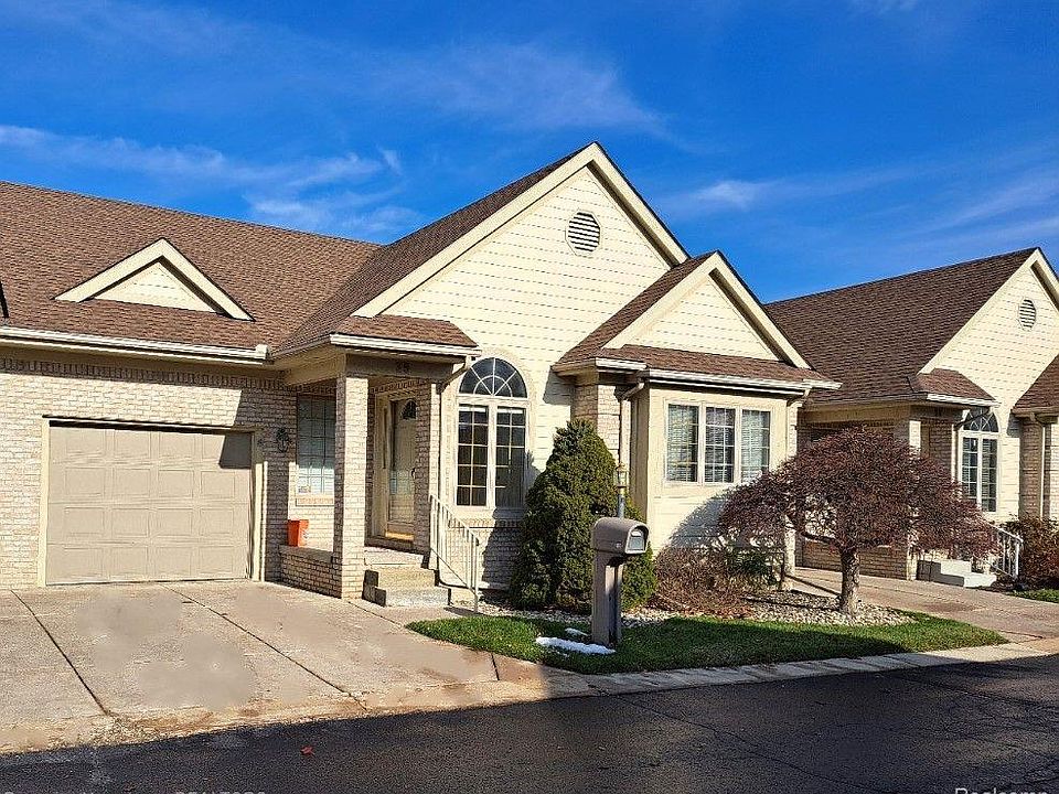 1st image of 35 E Hickory Ct