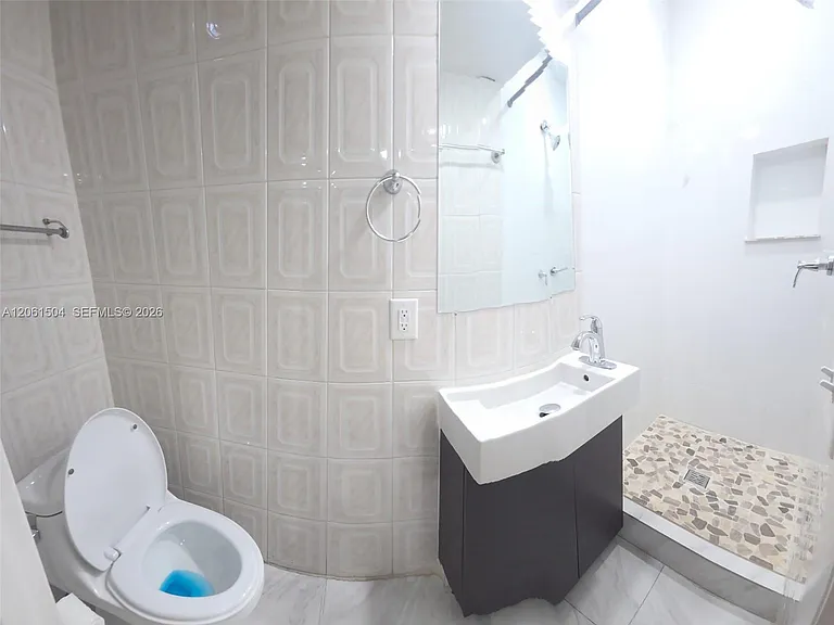 4241 W 10th Ln #7 — Photo 5