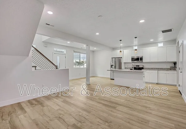 3586 S Xenon Dr — Photo 6