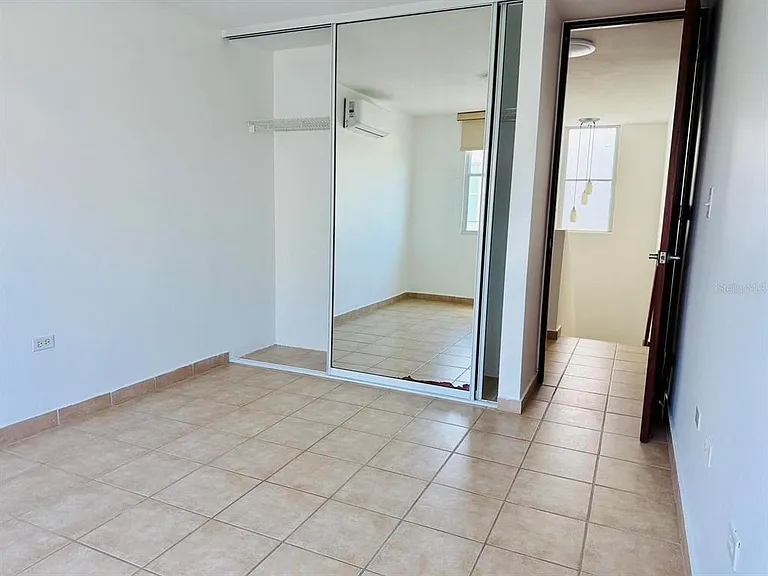 86 Cielo Dorado — Photo 22