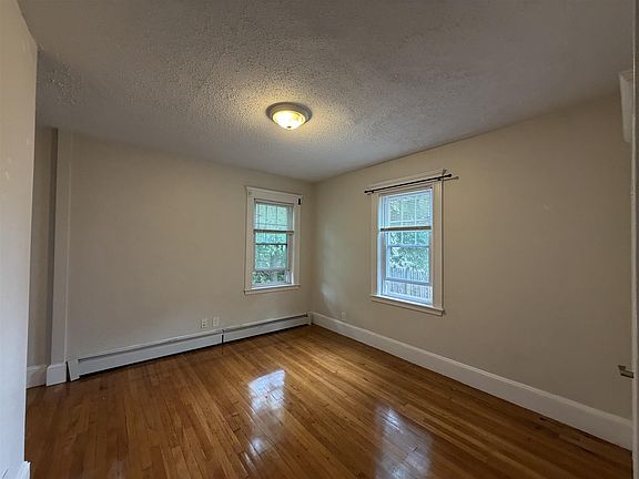 5th image of 23 Lowell St #1