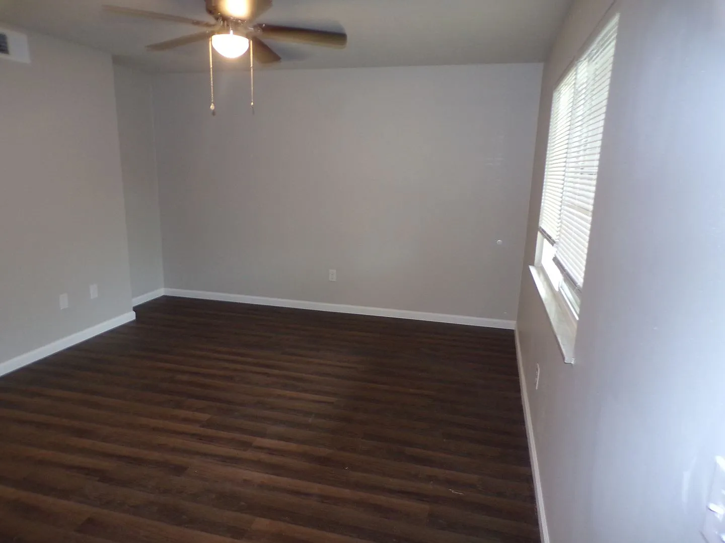 79 Devon Ct — Photo 4