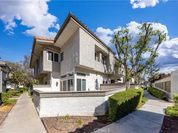 17 Blackbird Ln, Pomona, CA 91766