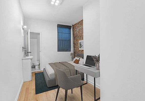 3rd image of 166 E 91st St #5E