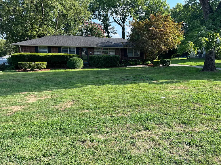 619 Crieve Rd — Photo 7