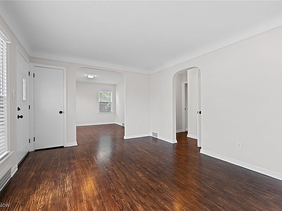2nd image of 307 E 255th St