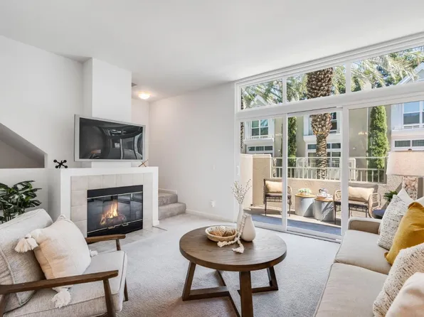 358 Dunsmuir Ter Unit 3, Sunnyvale, CA 94085