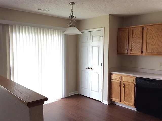 10313 Cerulean Dr — Photo 3