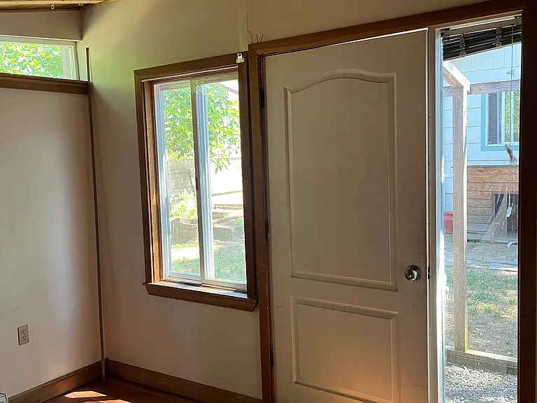 143 Tatum Ln — Photo 28