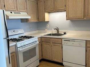 1716 Waterford Dr, Edison, NJ