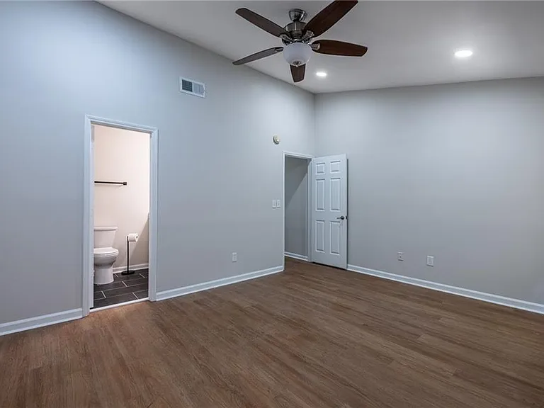 3994 Elm St — Photo 18