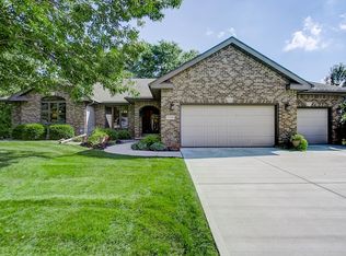 5799 Auburn Dr, Fitchburg, WI 53711