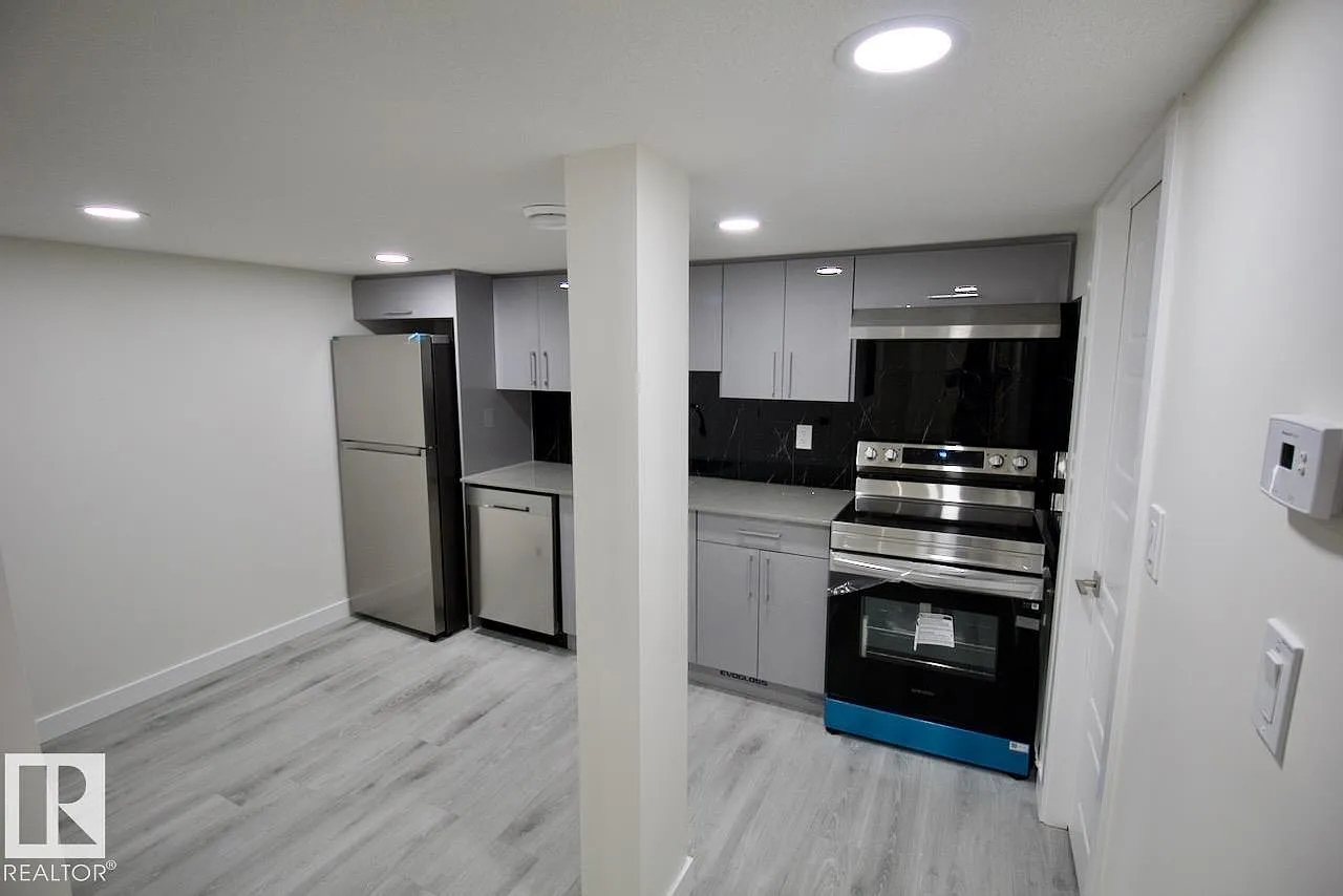 1 bed, 1.0 bath, 799 sqft, $999 — Photo 4