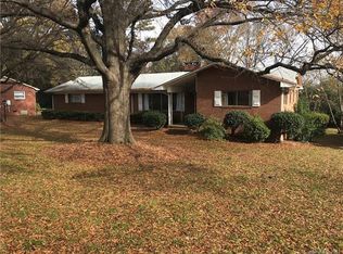 2516 Newland Rd, Charlotte, NC 28216
