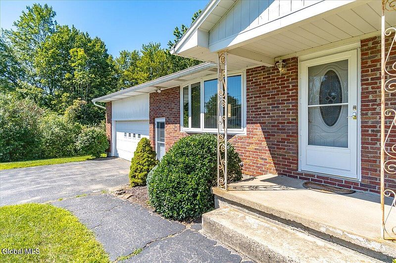 3rd image of 306 Closson Road