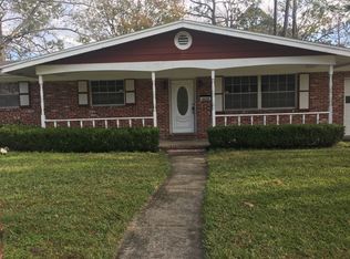 8015 Mendoza Dr, Jacksonville, FL 32217