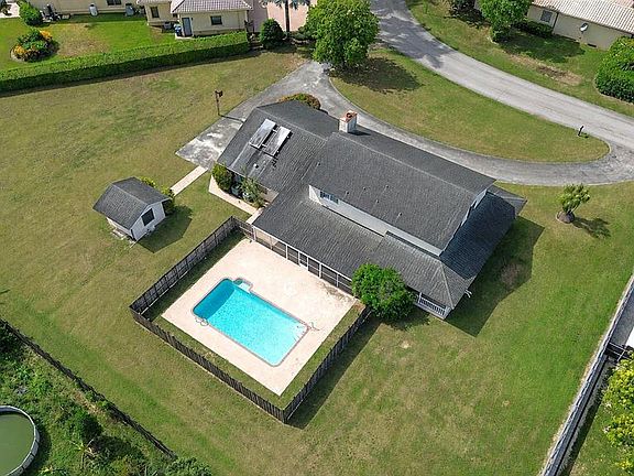 4th image of 19320 SW 295TH STREET