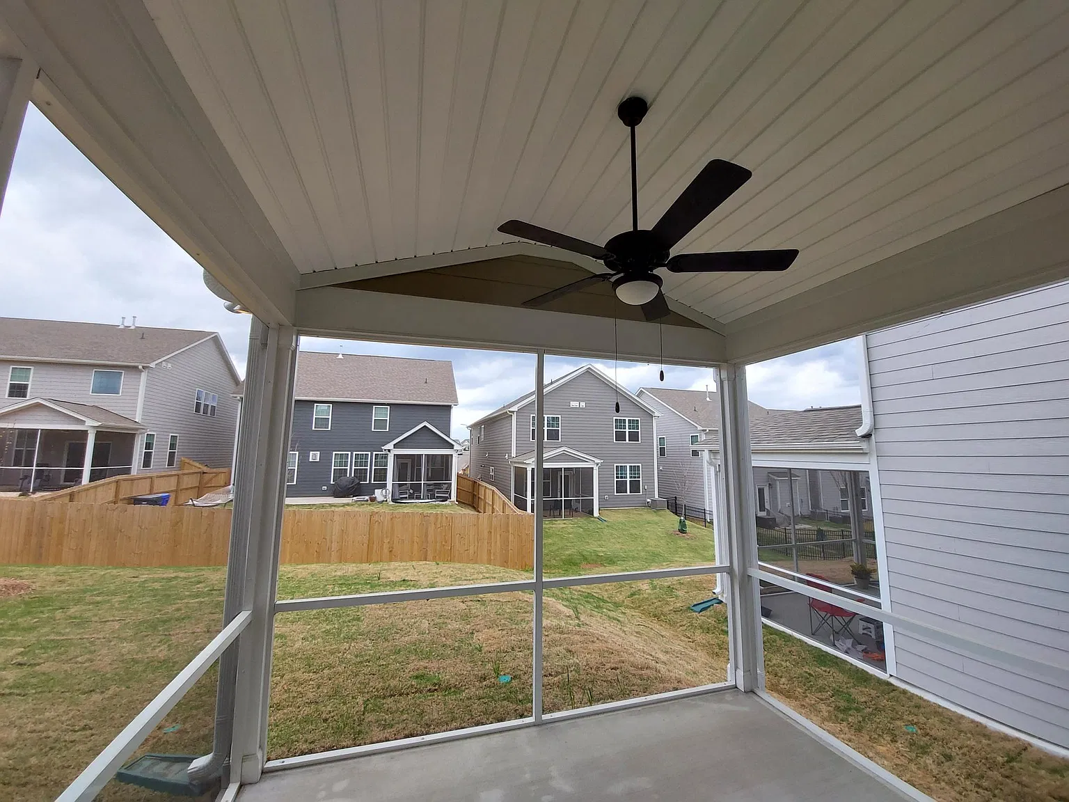 5 bed, 2630 sqft, $2,700 — Photo 4