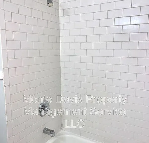4708 Red River St #A — Photo 13