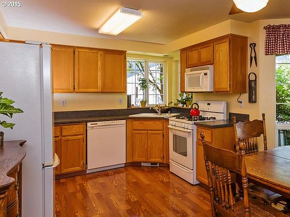 3rd image of 7804 NE 108th Ave