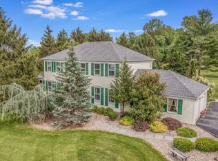 4 Honeysuckle Way, Flemington, NJ 08822