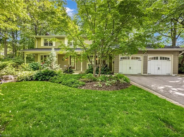 1346 Whiteoaks Ave, Mississauga, ON L5J 3C3