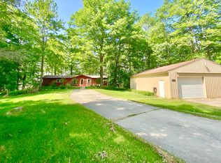 4331 S Canal Dr, Harrison, MI