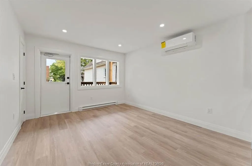 2 bed, $1,750 — Photo 3