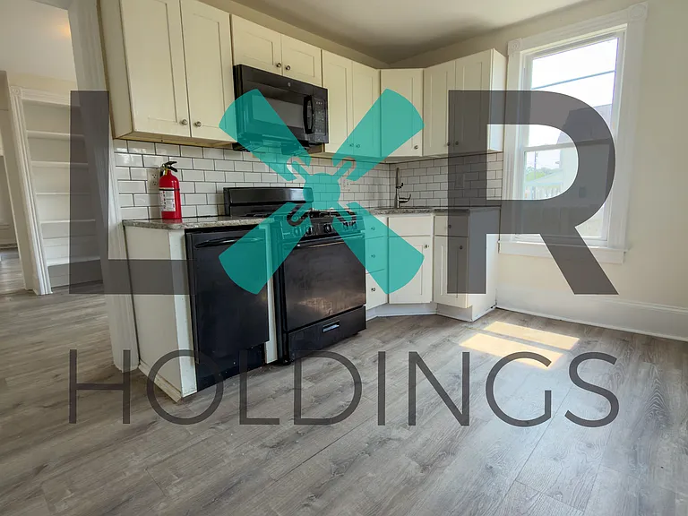 132 W McNeal St — Photo 3