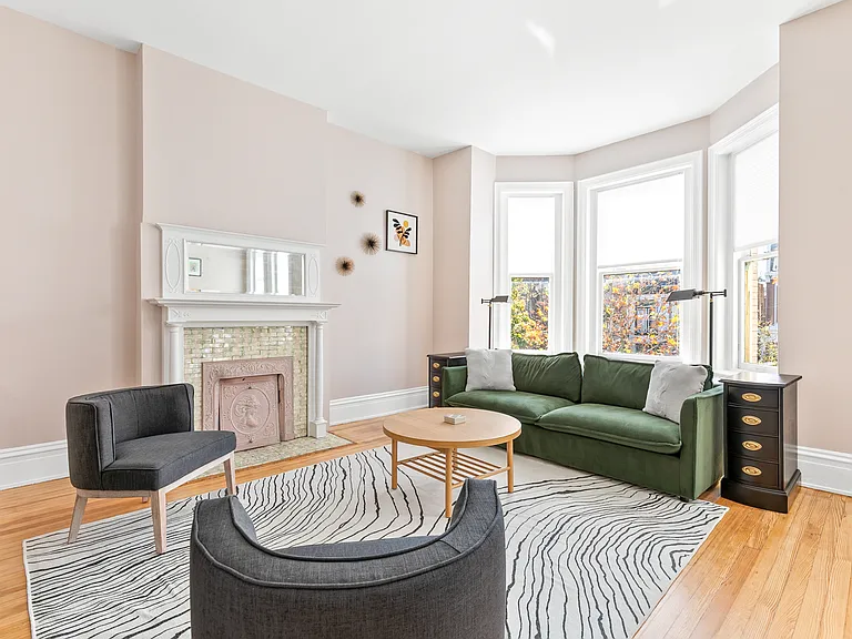 1634 W Grace St — Photo 14
