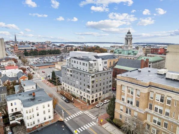21 Chestnut Street #406, Portland, ME 04101
