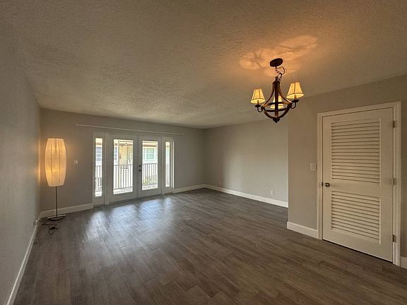 5th image of 1047 Small Ct APT 37