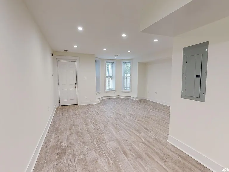 1452 Fairmont St NW #BASEMENT — Photo 2