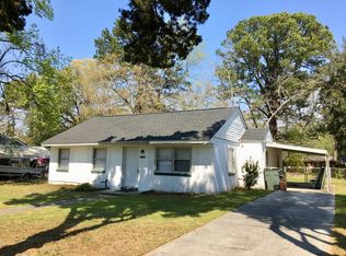 5916 Arbor Rd, Hanahan, SC 29410