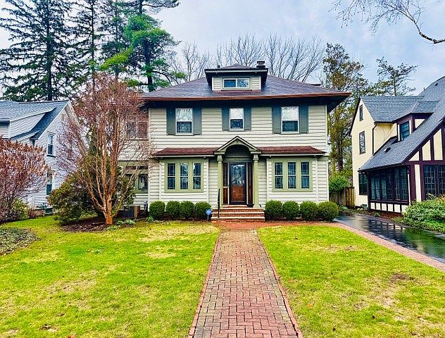 1st image of 267 Dorchester Rd