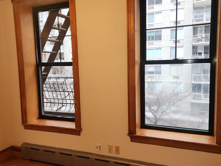 232 E 64th St #21 — Photo 9