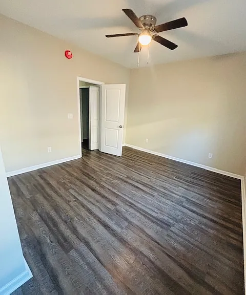 122 Lisa Ct — Photo 10