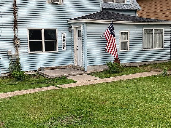 2nd image of 14 Morris St