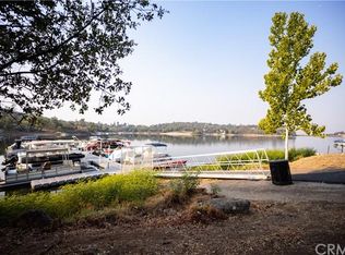 18550 Glenwood Rd, Hidden Valley Lake, CA 95467