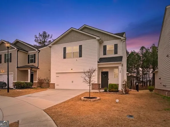 106 Rainy Ct, Hoschton, GA 30548